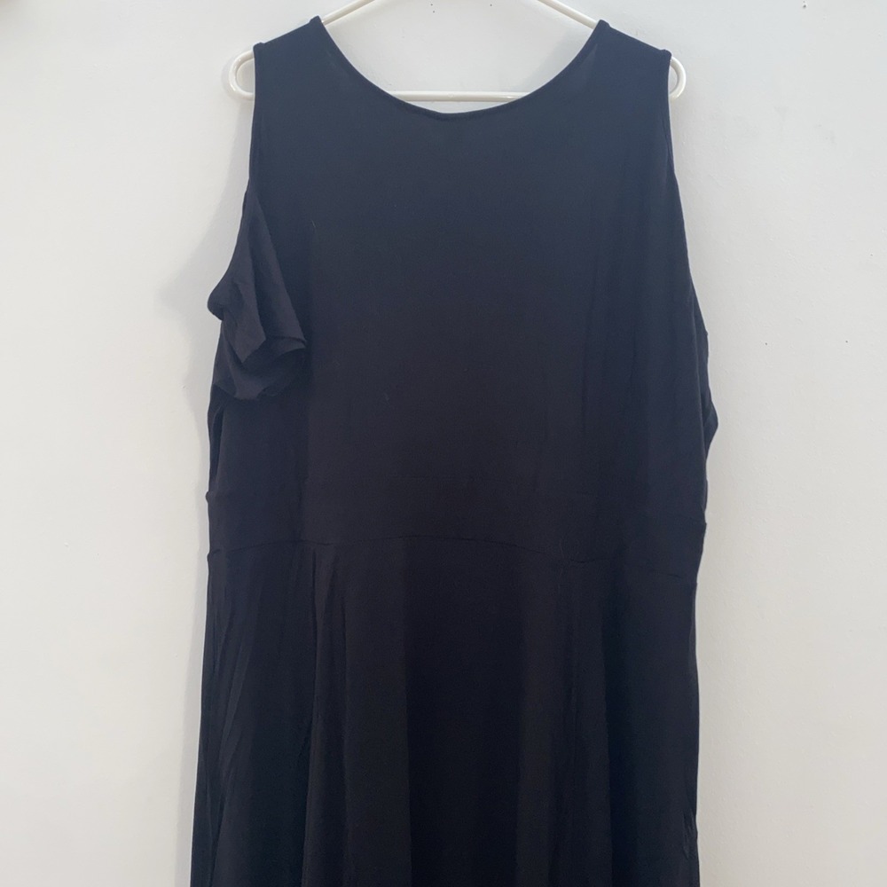 Torrid Black Maxi Dress Floral Cold Shoulder Sleeve Size 3 Black Embroidered - Picture 8 of 8
